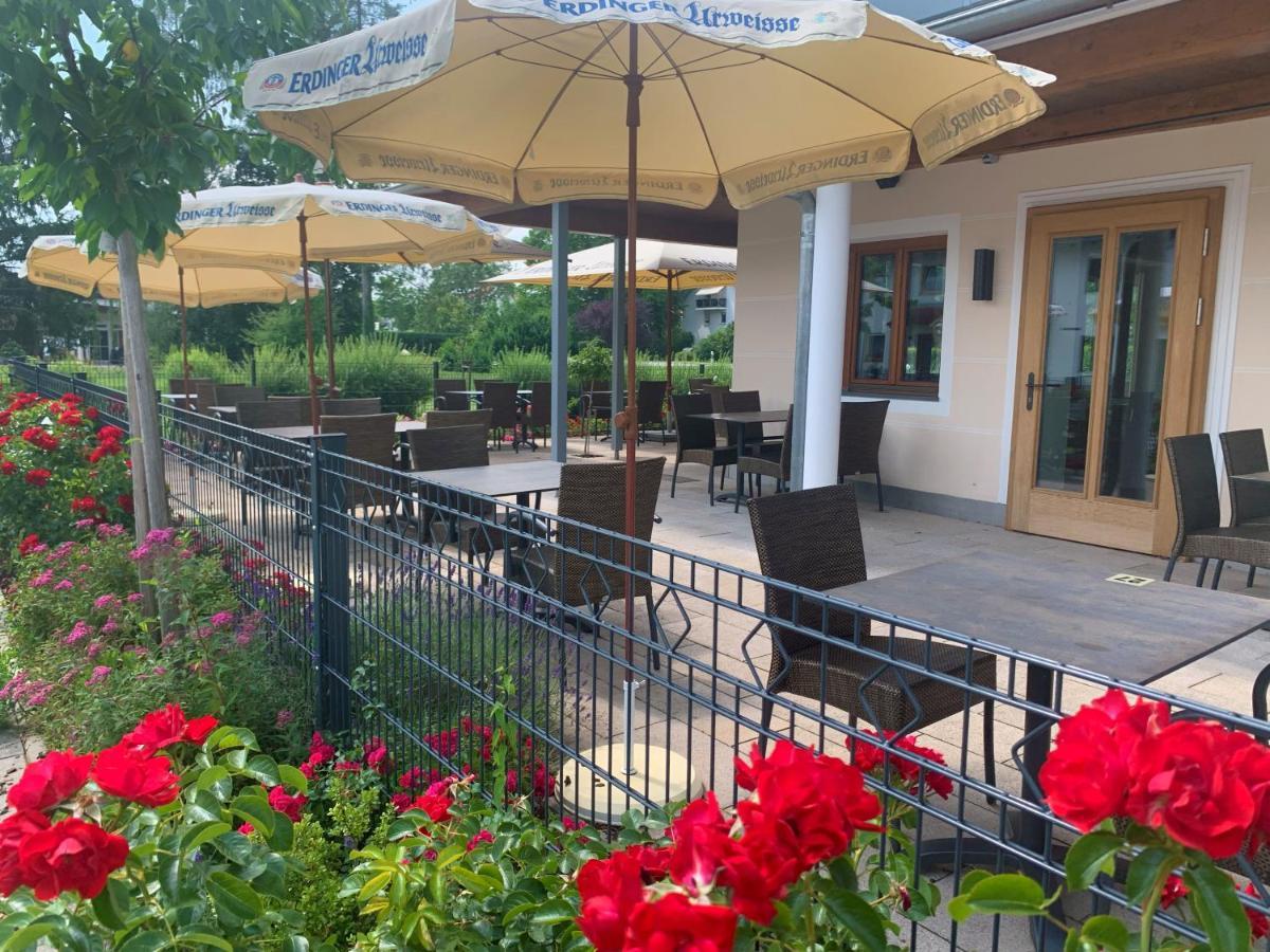 Hotel Heimfeld Restaurant Cafe Garching an Der Alz Bagian luar foto